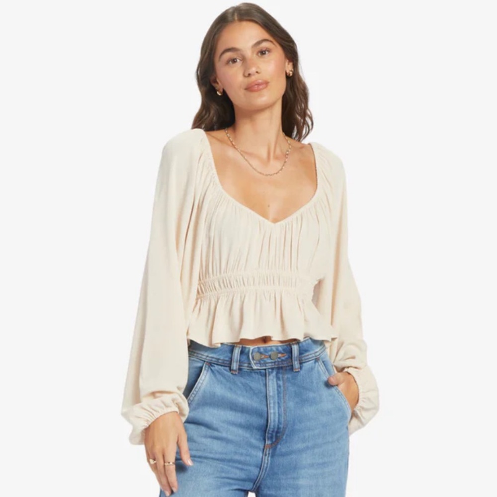 Size medium top!